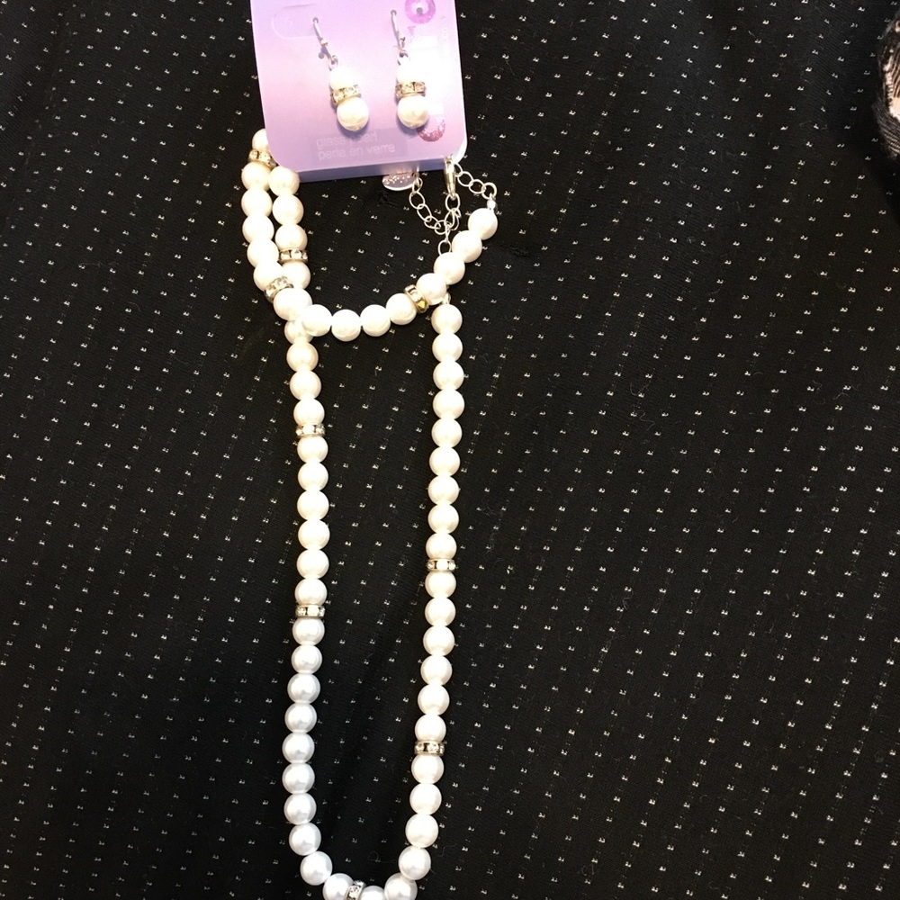 Claries earring,necklace and bracelet set